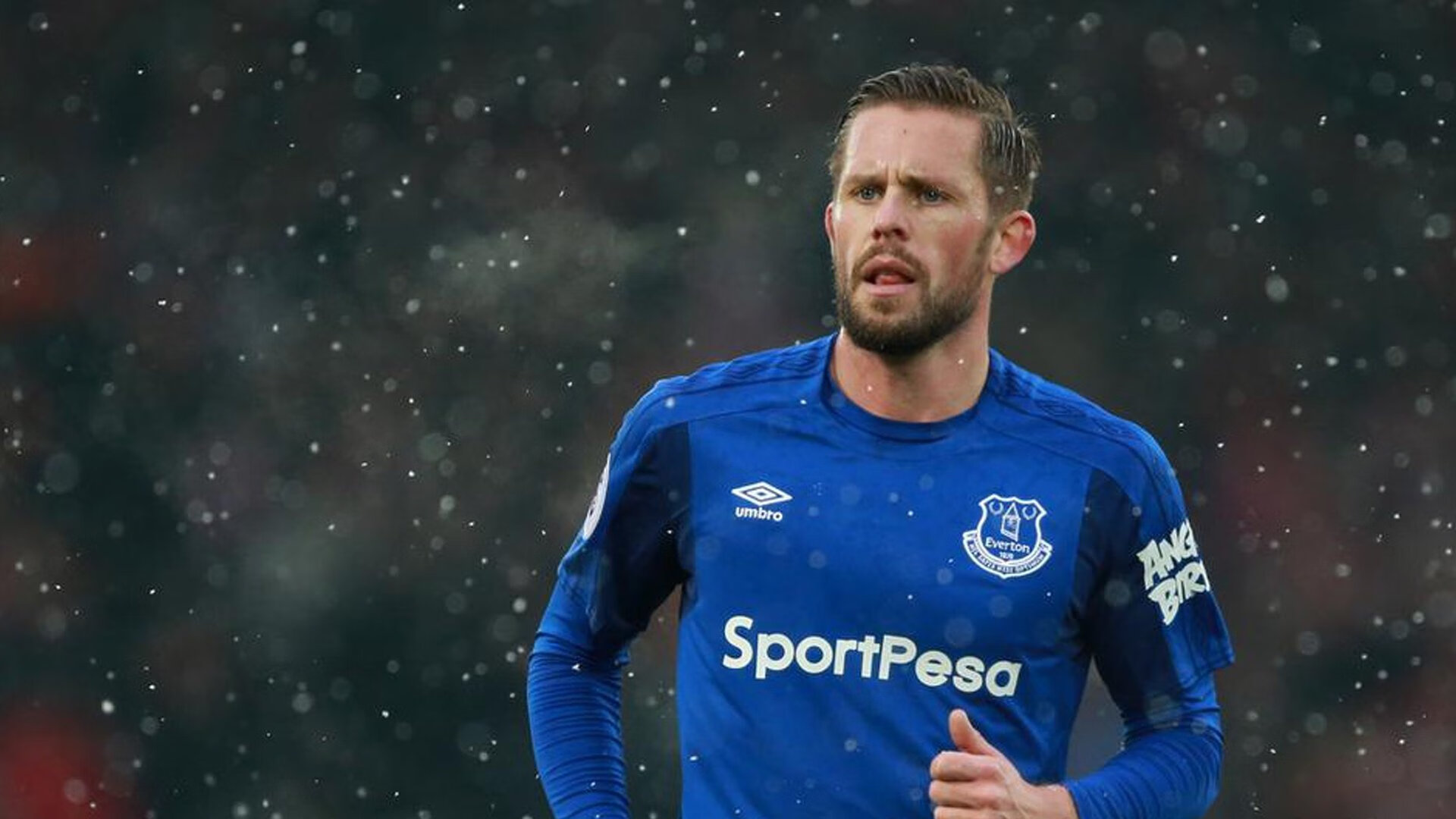 乐鱼体育app官方网站入口-恩多比·恩乔:南非队的一名出色战术大师,创造了无数进攻机会